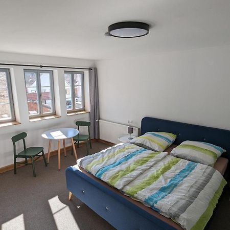 Gaestezimmer Michelskeller Sulzfeld am Main Exterior foto
